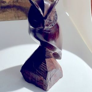 🦉🦉Great Horned Owl wood carving heavy hard wood very striking grain